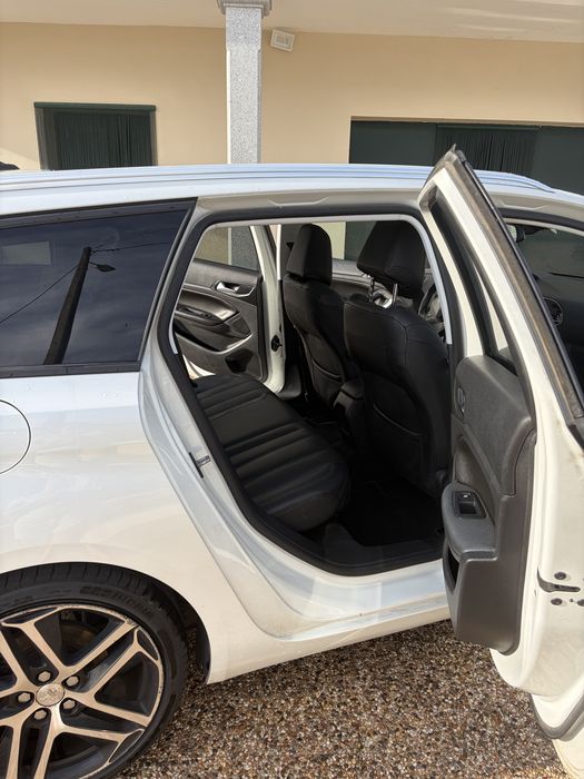 Peogeut 308sw branco perola