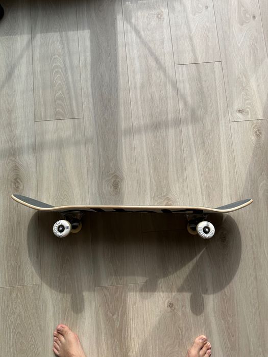 Skateboard deskorolka