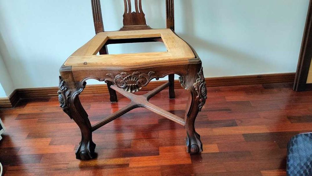 Cadeiras em vinhático D. João V