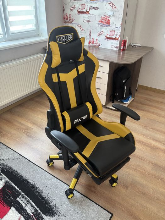 геймерське крісло AMF VR Racer Dexter