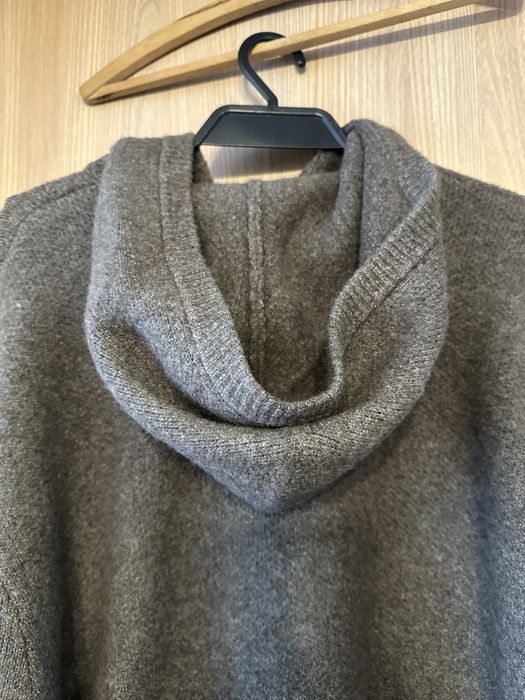 Sweter z kapturem, rozmiar M, duży oversize.