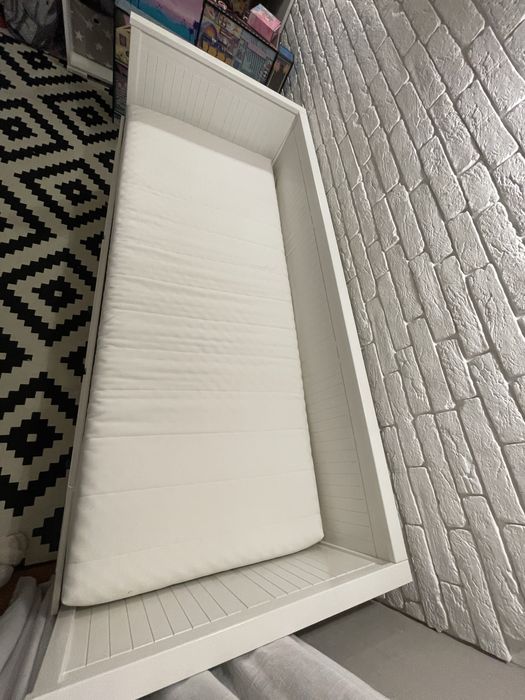 Кушетка ліжко Ikea
