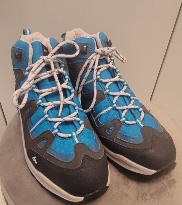 Buty wodoodporne Quechua rozm 40 nowe Okazja