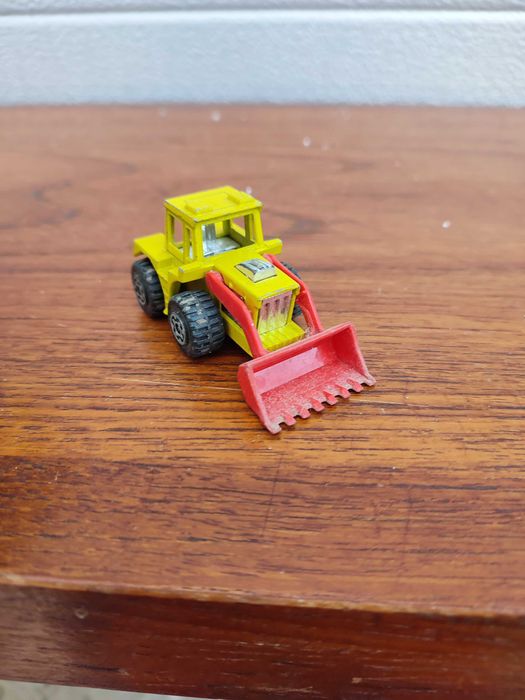 Resorak Matchbox no.29 Ładowarka - tractor