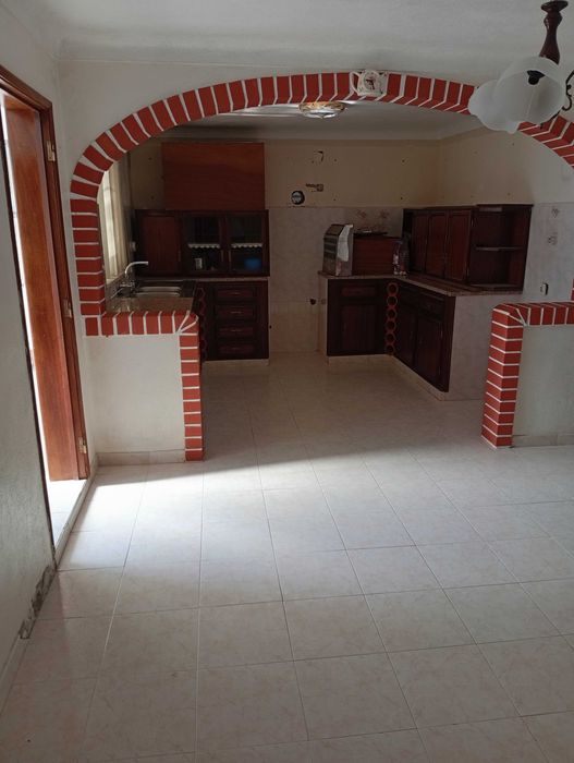 Imóvel para venda- com projeto de alterações aprovado