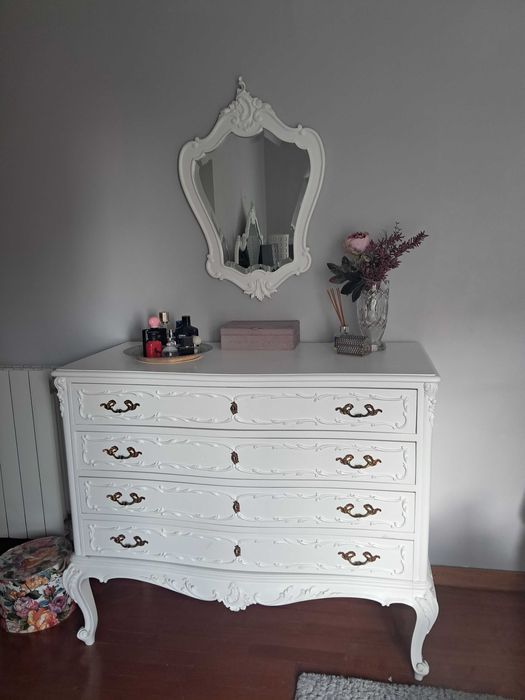Mobília Quarto Queen Anne lacada a branco
