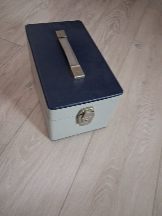 Projektor slajdowy prl