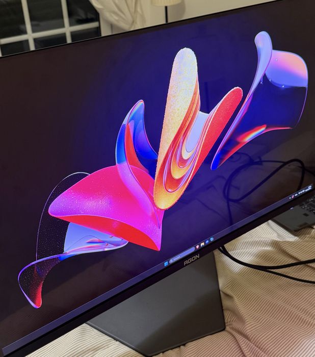 Monitor 32” OLED 4K AOC Pro