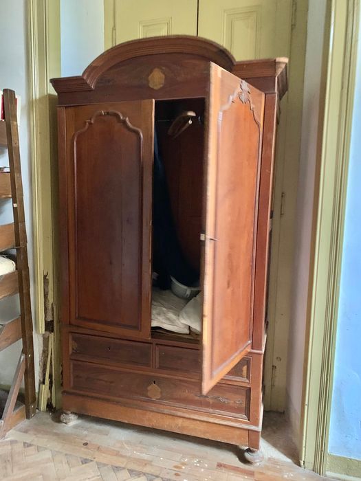 Moveis para dar Solar Seculo XIX