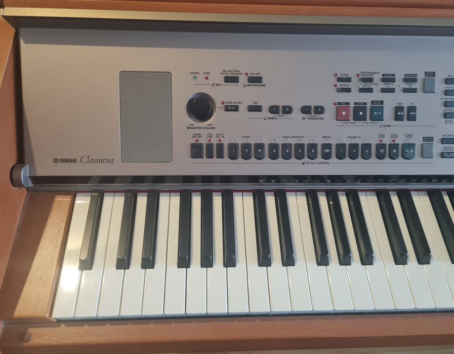 Przecena  Yamaha cvp 303 stan idealny