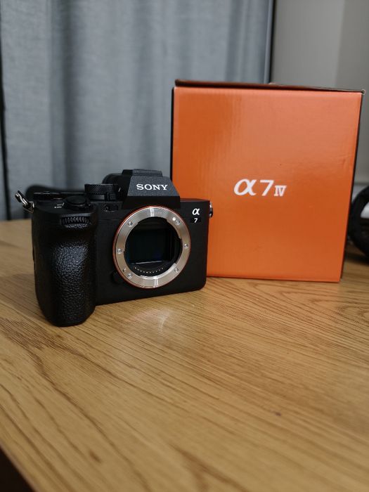 Sony A7IV (como nova com Garantia)