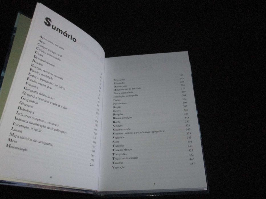 Livro Dicionário de Geografia