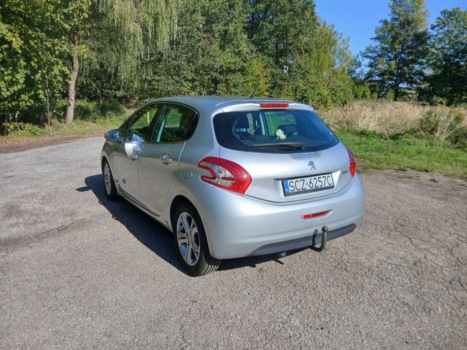 Peugeot 208 1.4 Hdi