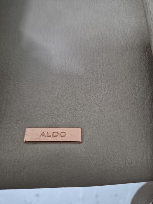 Mochila bege marca Aldo