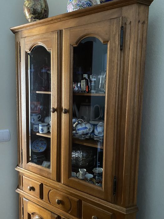Movel de canto com vitrine superior