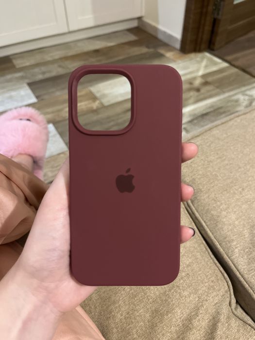 Чехол на IPhone 13 Pro