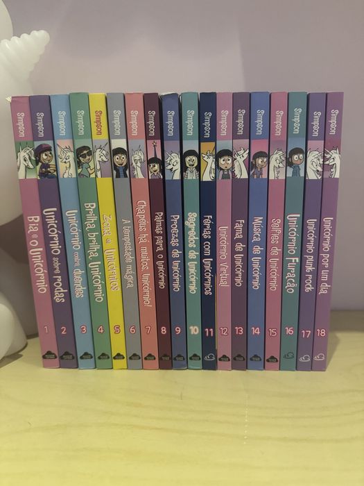 Livros da coleção Bia e o Unicórnio.