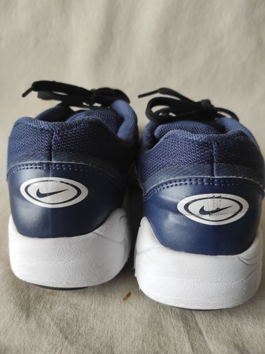 Sneakersy męskie Nike Alpha Lite granatowe nr 42