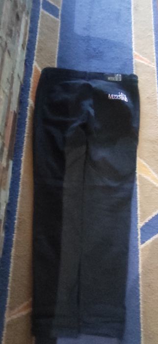 Calças moschino mulher