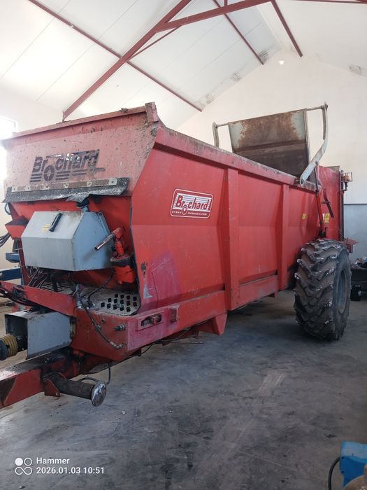 Rozrzutnik obornika, wapna, pomiotu Brochard