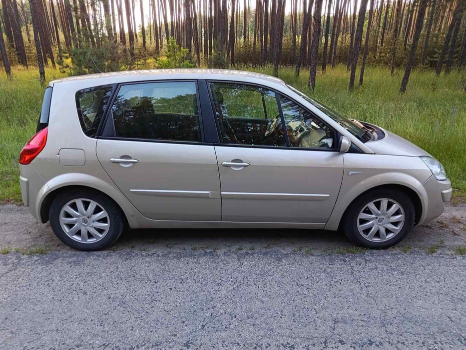 Автомобіль Renault Scenic 2008
