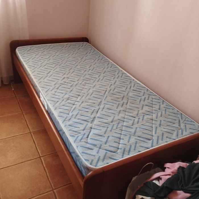 Cama de solteiro