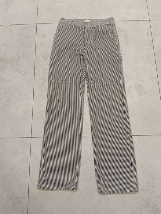 Spodnie z prostymi nogawkami Mango