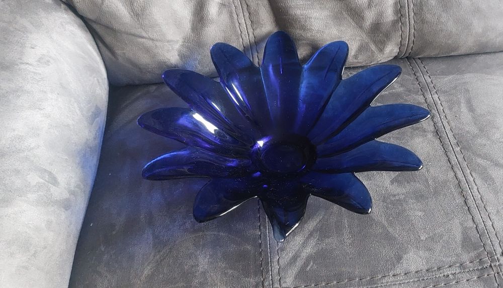 Saladeira, fruteira ou taça vidro azul