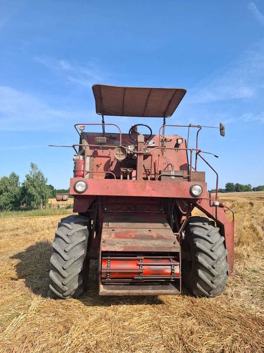 Kombajn zbożowy Bizon 56