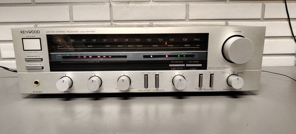 Amplituner stereo KENWOOD KR-920. VINTAGE