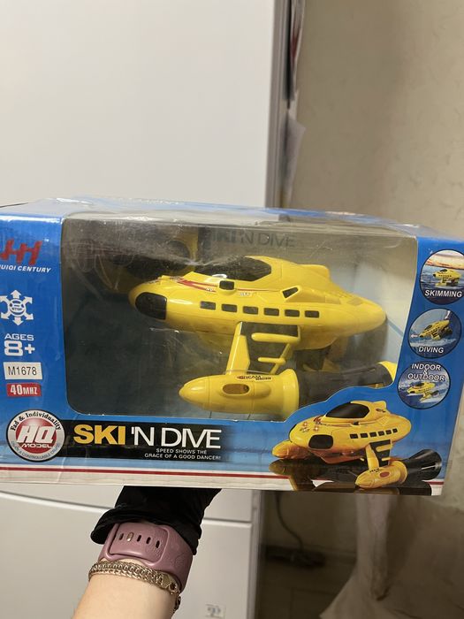 Продам підводний човен  на пульті , новий