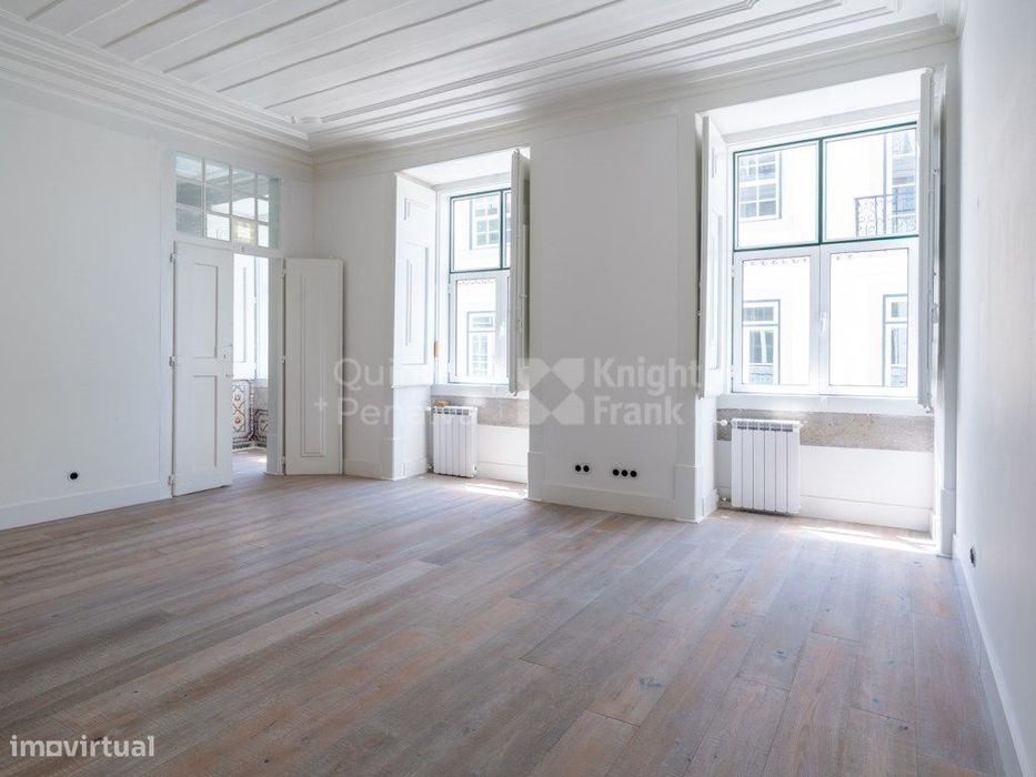 Apartamento T2+2 no centro de Alfama, Lisboa