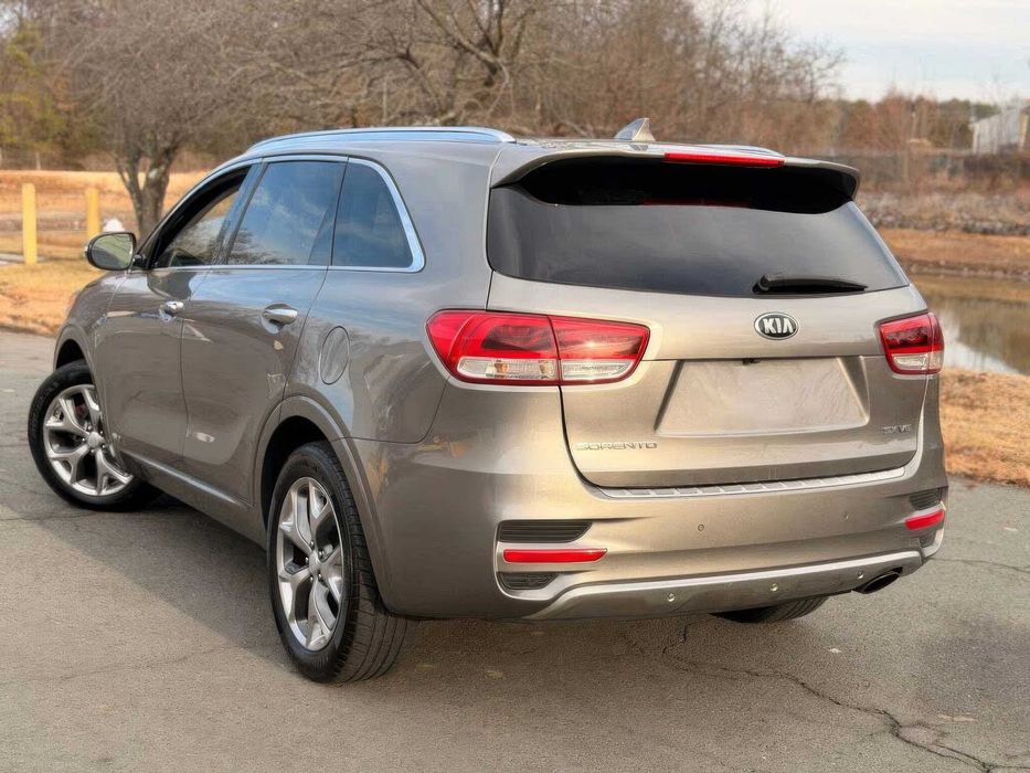 Kia Sorento      2017