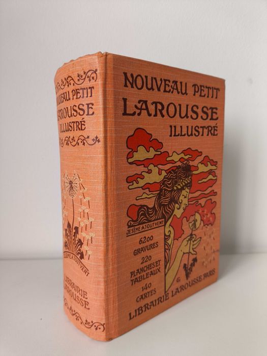Nouveau Petit Larousse Illustre