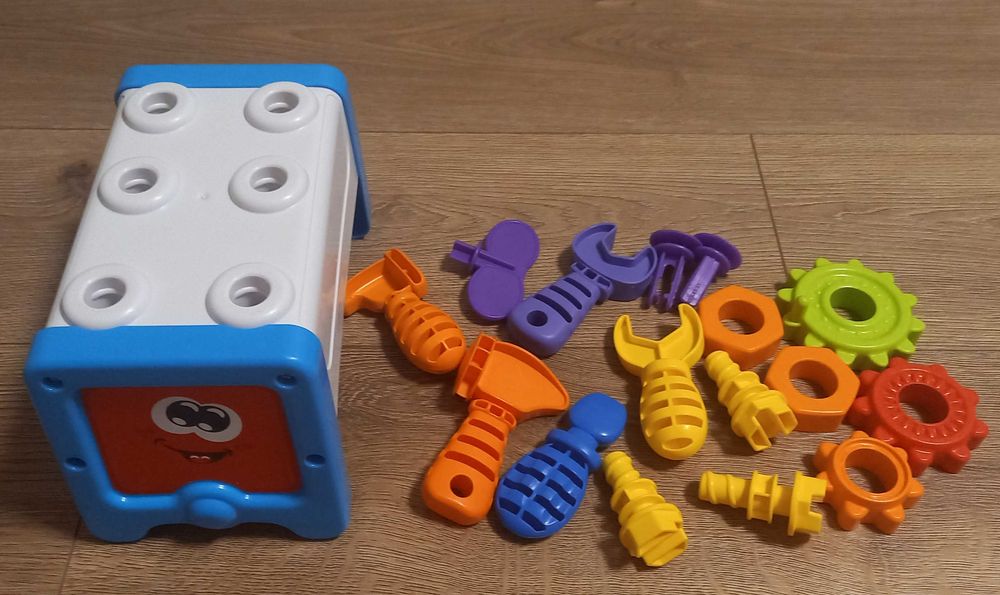 4szt x 12zł Pucio, Chicco, Bing, Puzzle, Cyferki  1+ 2+ 3+ stan bdb