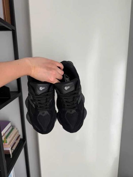 New_Balance_9060_Triple_Black R.43