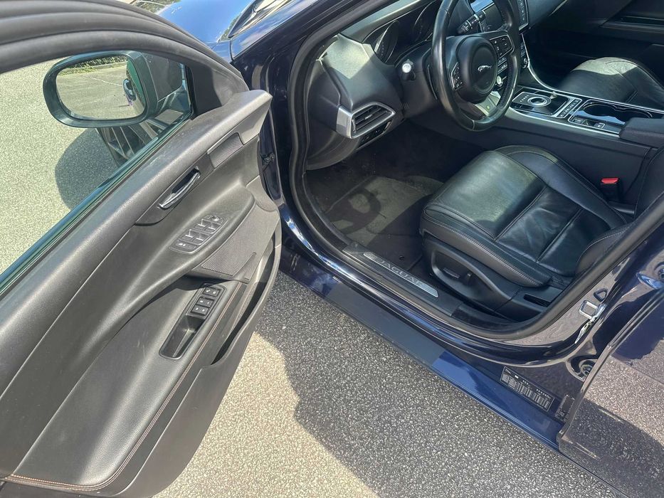 Jaguar XE Prestige 2.0d 180cv