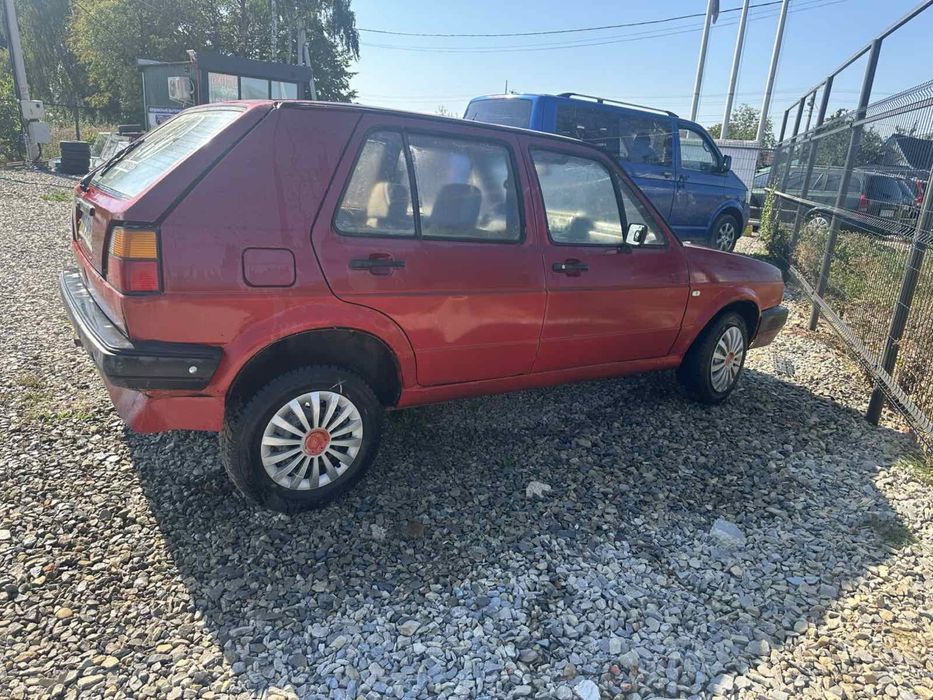 Фольцваген Гольф 2  1.6 бензин