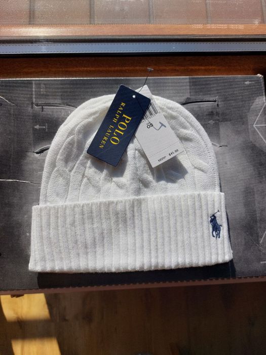 Biala czapka zimowa Polo Ralph