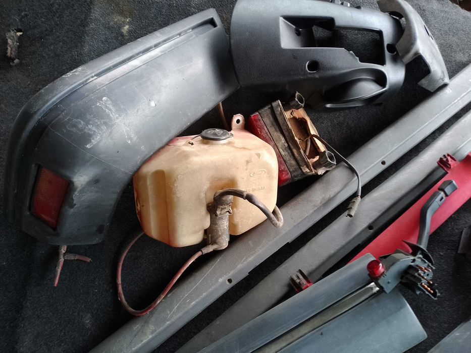 Clássico Antigo Ford fiesta mk1