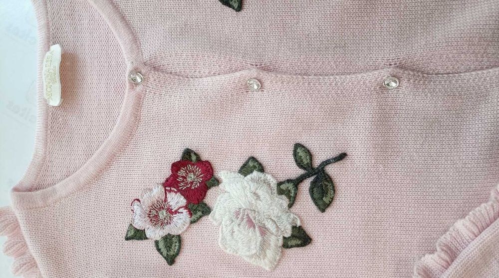 Várias peças de roupa menina "MONALISA"