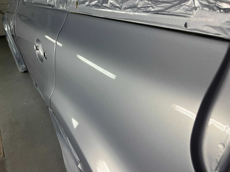 Blacharz Lakiernik Samochodowy - Blacharstwo Lakiernictwo