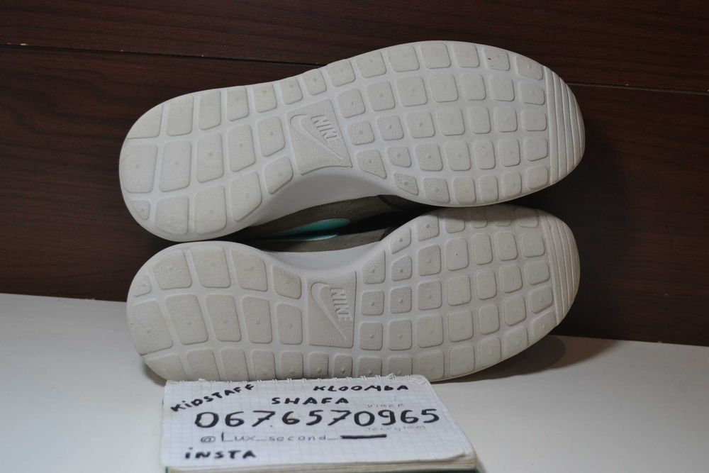 nike rosherun 39р кроссовки оригинал