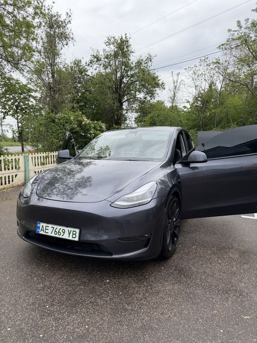 Tesla Model Y Performance 2022