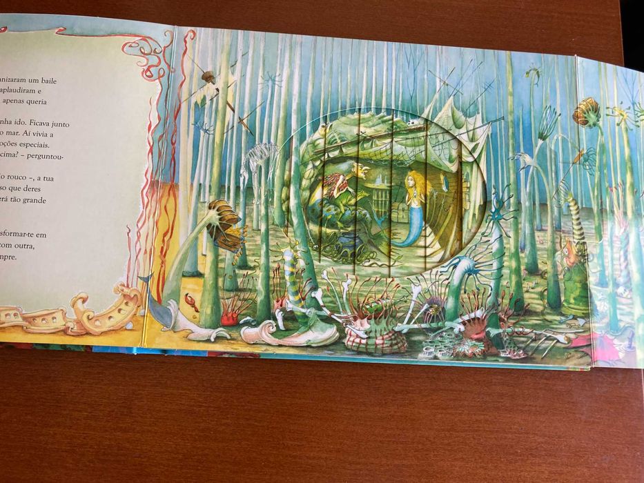 Janela Mágica Contos de Sereias - A Pequena Sereia e A Concha Mágica