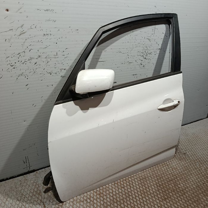 Porta frente esquerda KIA Venga (YN)