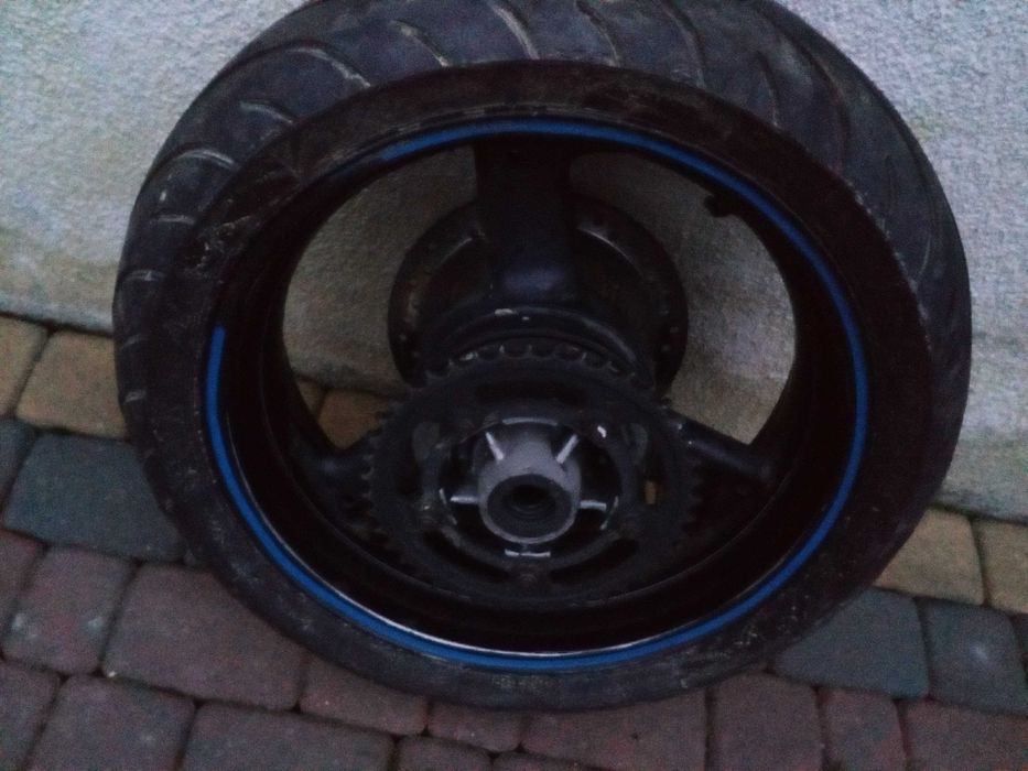 Triumph sprint 955 RS tylne koło felga tarcza komplet