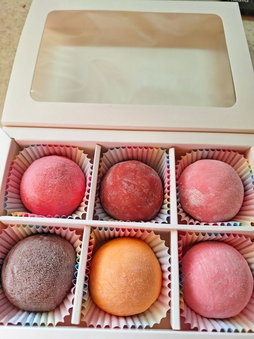 Японский десерт моти.