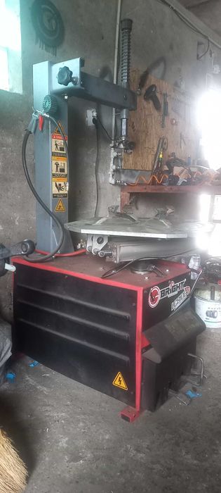 Шиномонтажні станки