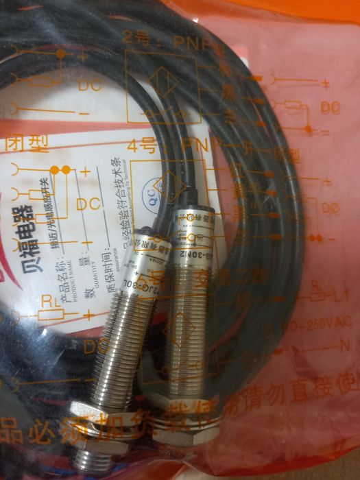 Оптичний лазерний датчик положення BF-M12JG-30N2-NPN-NC 20м